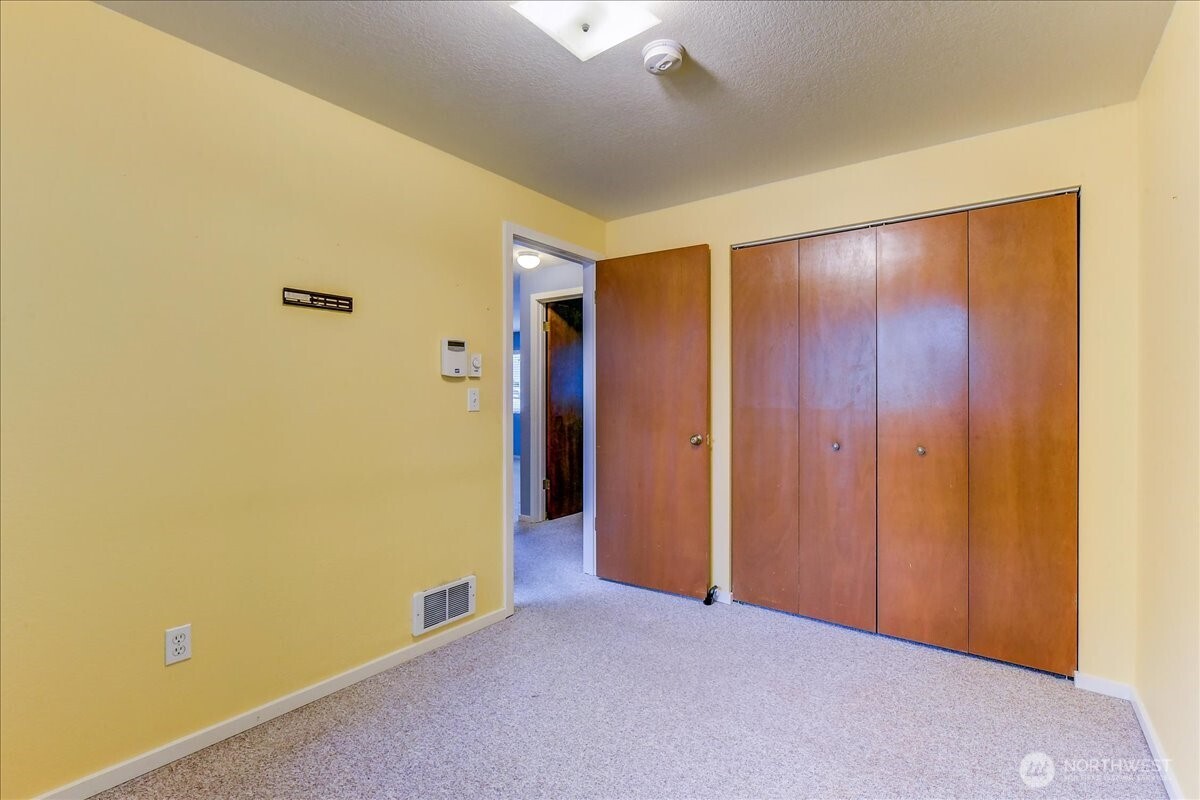 16231 E Shore Drive , Lynnwood, WA 98087