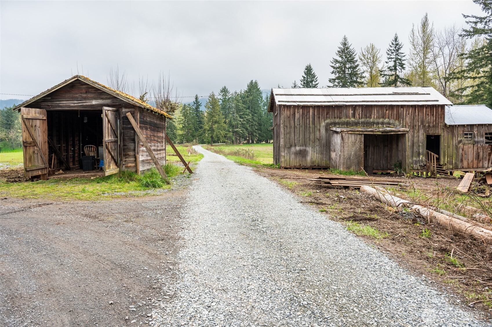 10802 Eatonville Highway E, Eatonville, WA 98328