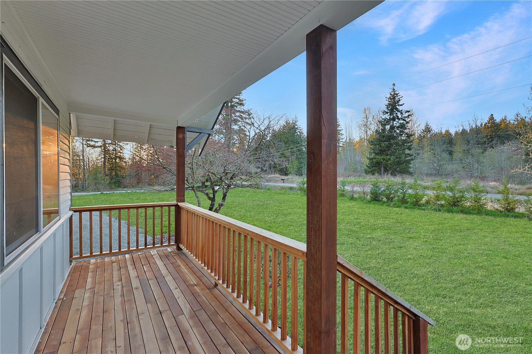 10802 Eatonville Highway E, Eatonville, WA 98328