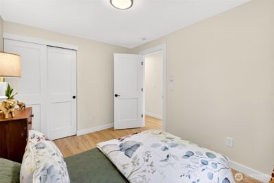 20017 Locust Way , Lynnwood, WA 98036 - Photo 15