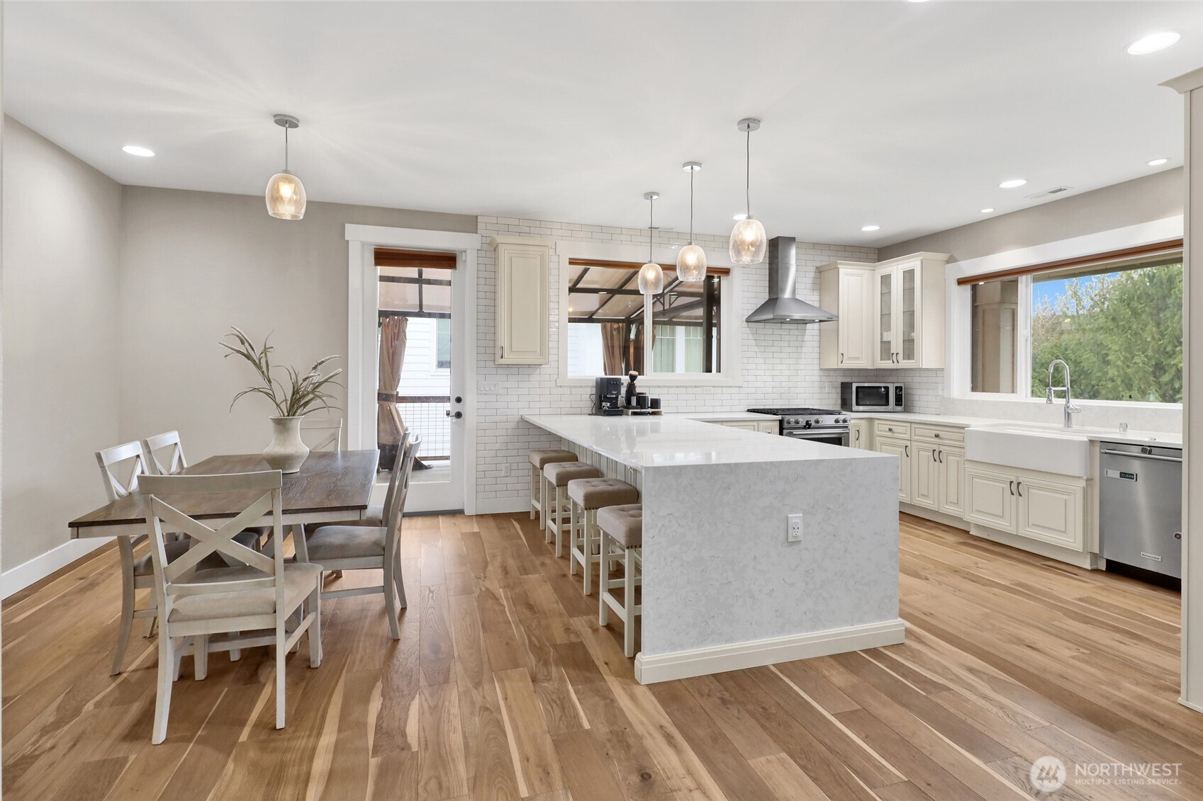 24030 Dolphin Lane , Mount Vernon, WA 98274