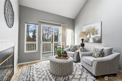 6649 SE Cougar Mountain Way , Bellevue, WA 98006 - Photo 12