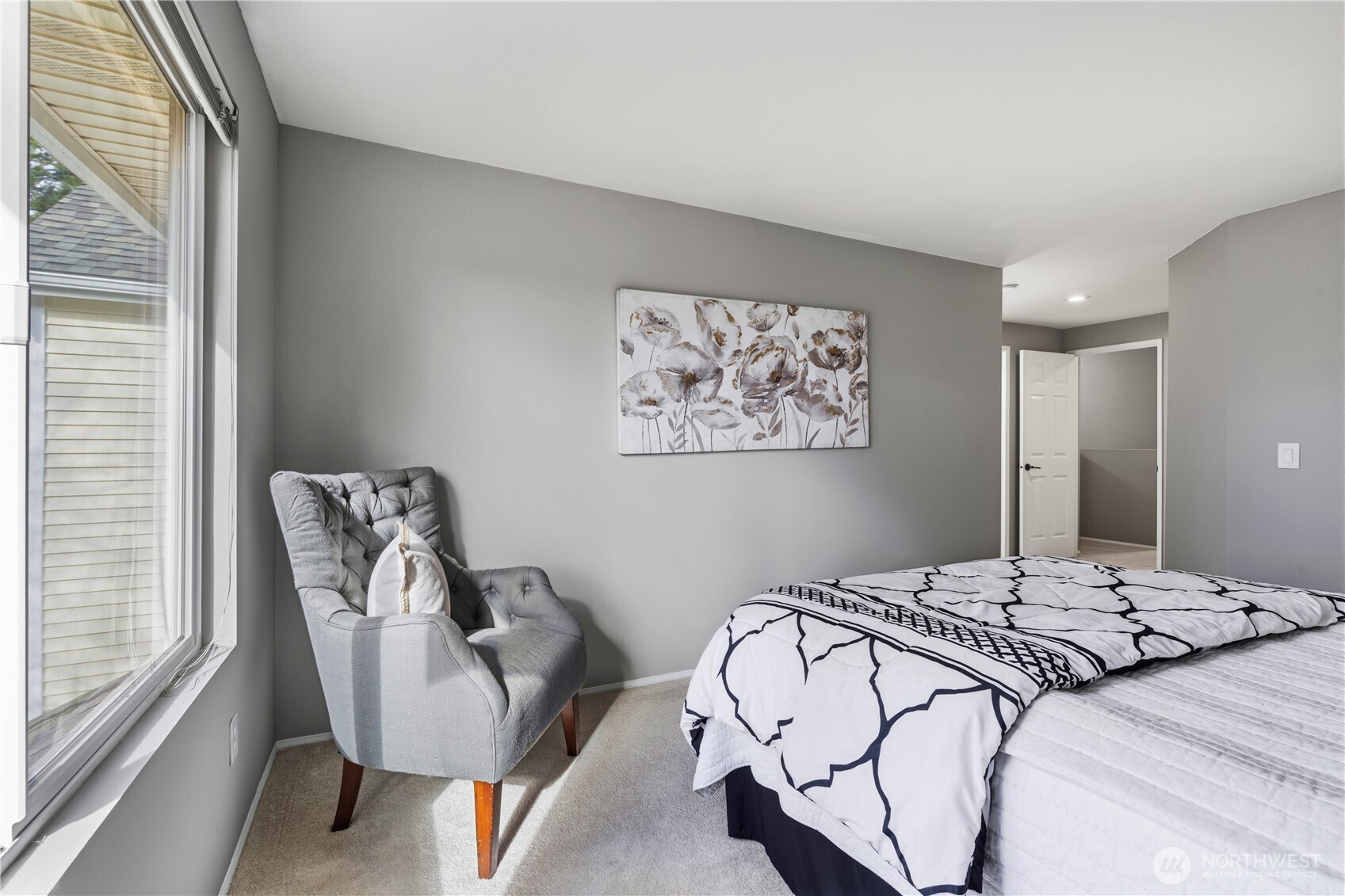 6649 SE Cougar Mountain Way , Bellevue, WA 98006