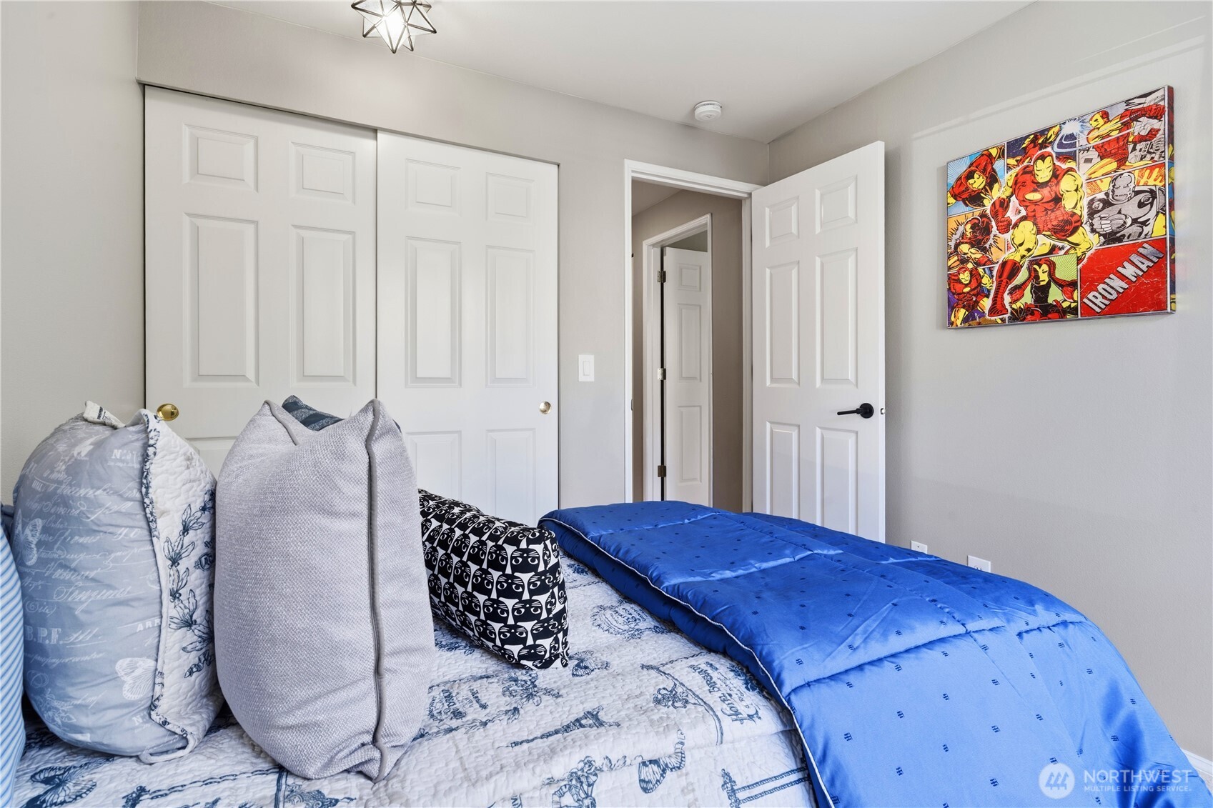 6649 SE Cougar Mountain Way , Bellevue, WA 98006