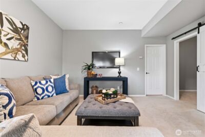 6649 SE Cougar Mountain Way , Bellevue, WA 98006 - Photo 30