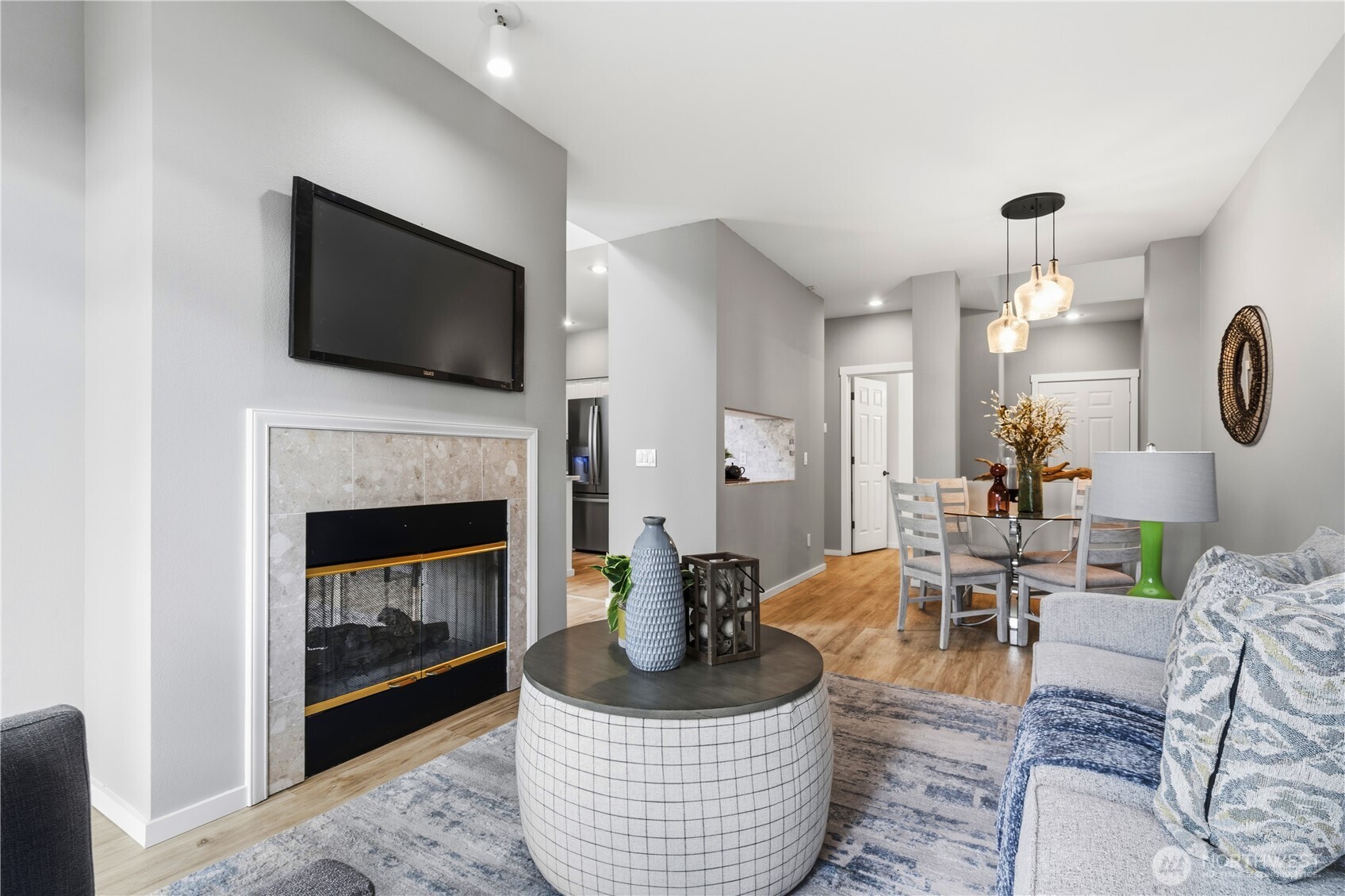 6649 SE Cougar Mountain Way , Bellevue, WA 98006