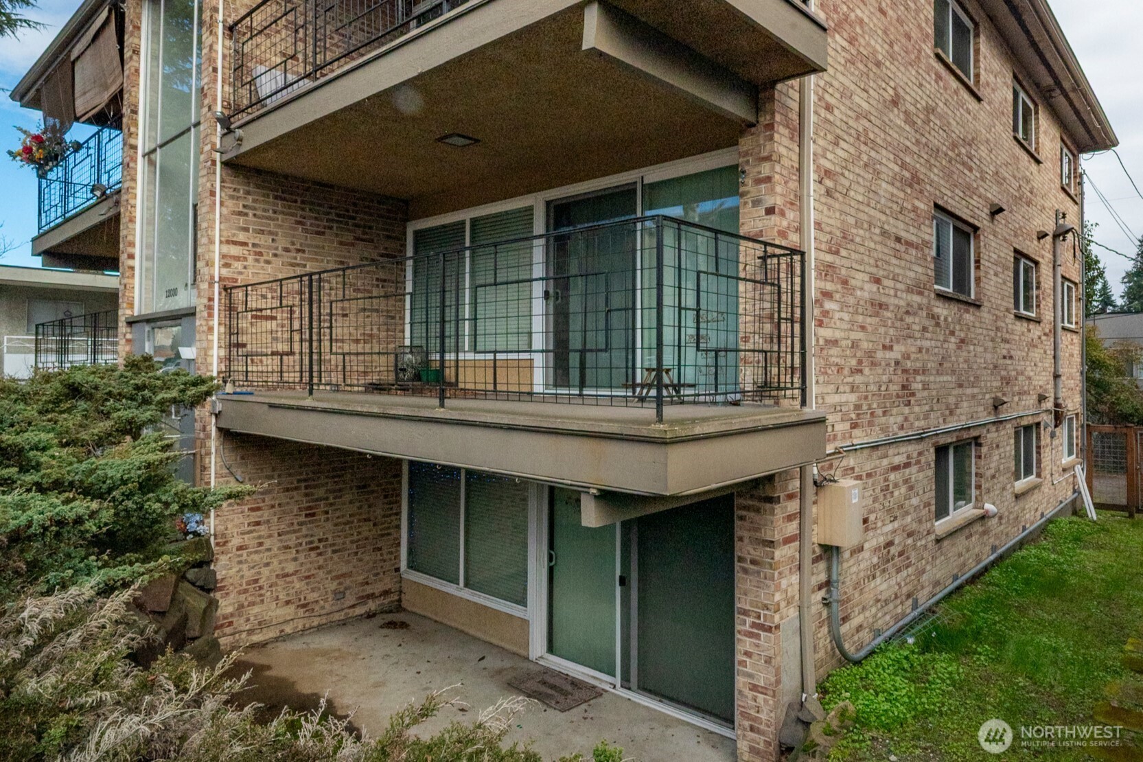 12030 32nd Avenue NE #1-6, Seattle, WA 98125