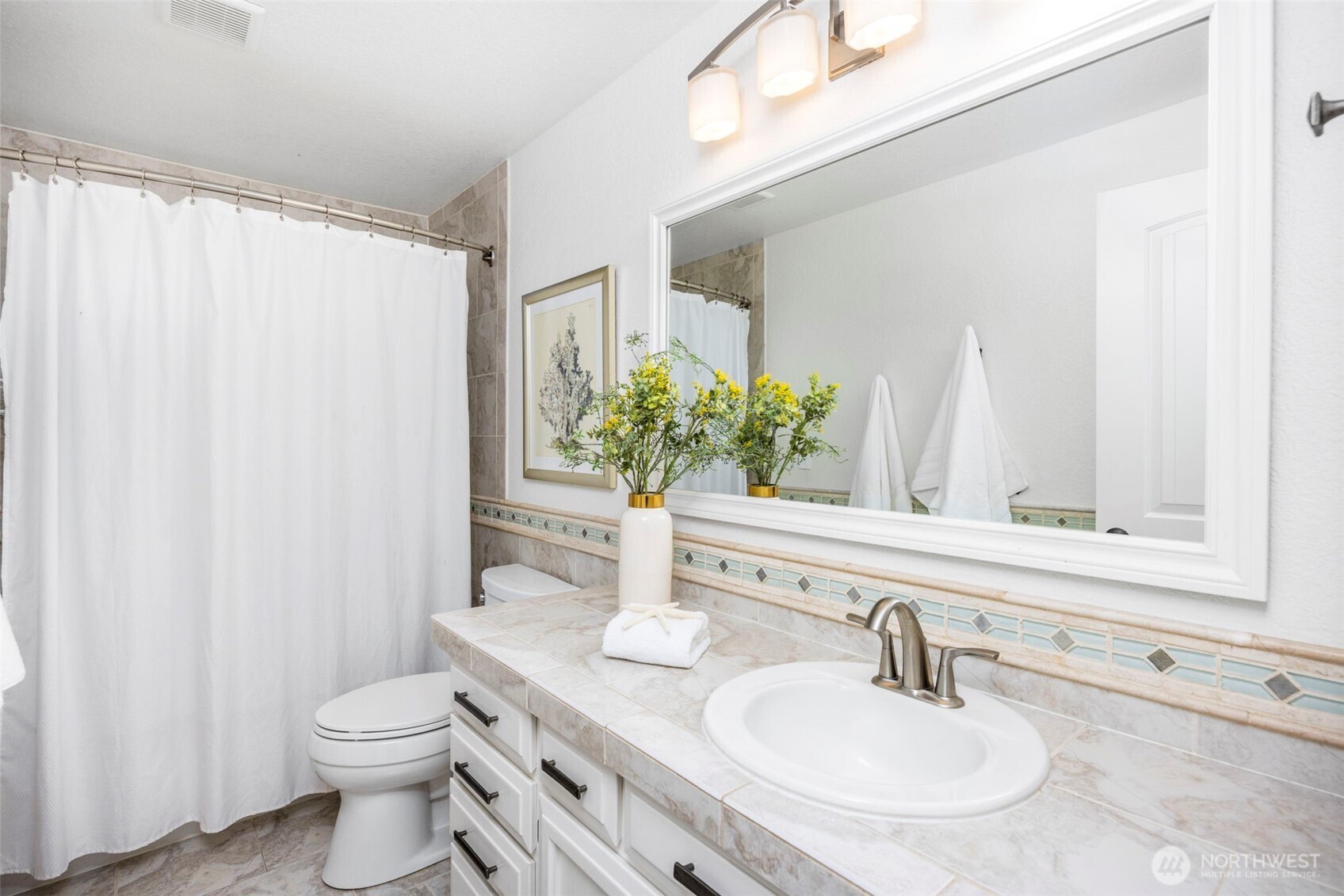 20627 NE 66th Place , Redmond, WA 98053