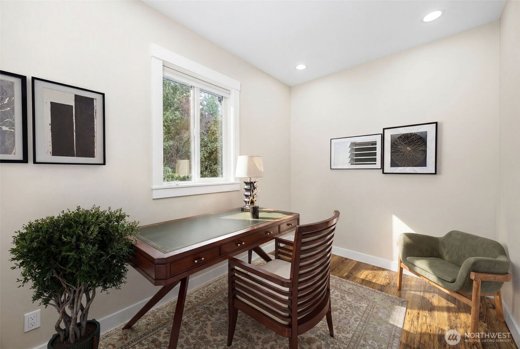 20627 NE 66th Place , Redmond, WA 98053