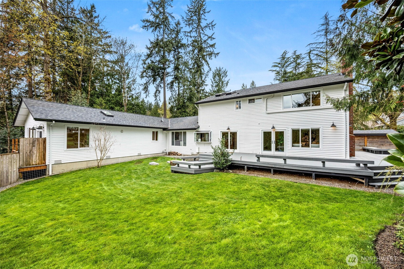20627 NE 66th Place , Redmond, WA 98053