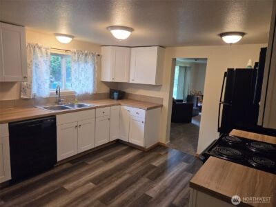 2105 Beverly Boulevard , Shelton, WA 98584 - Photo 9
