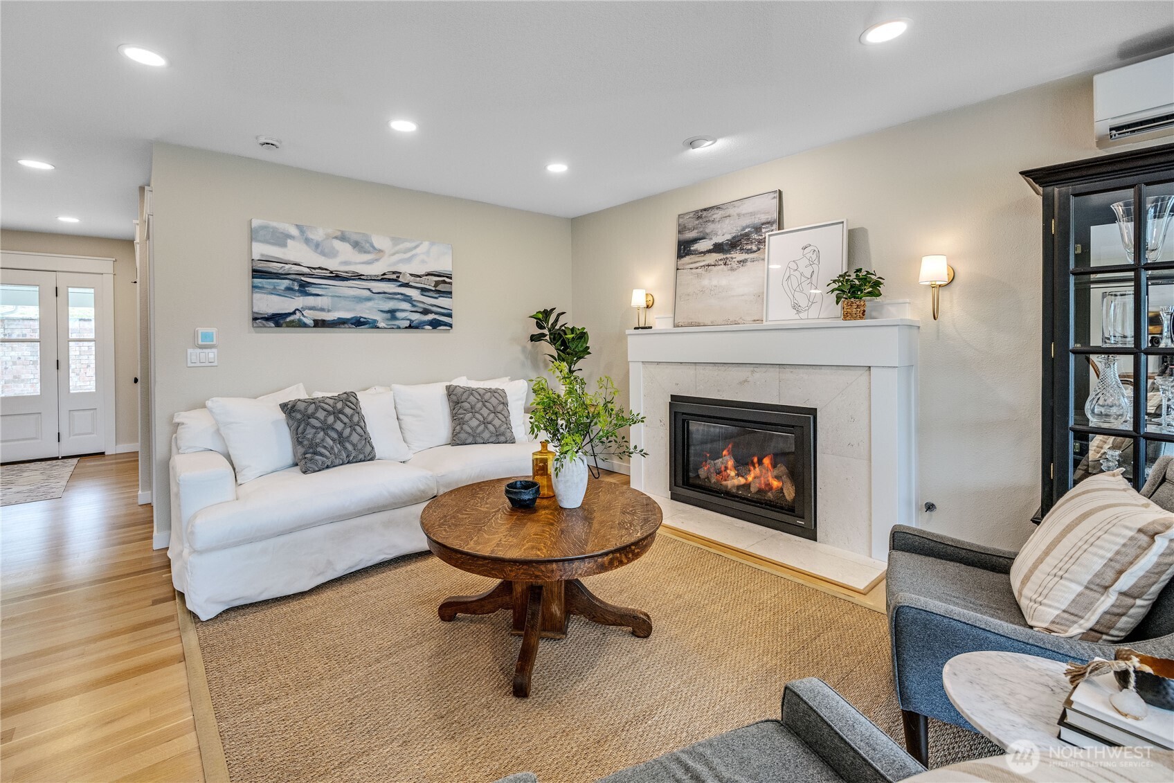 4185 Point White Drive NE, Bainbridge Island, WA 98110