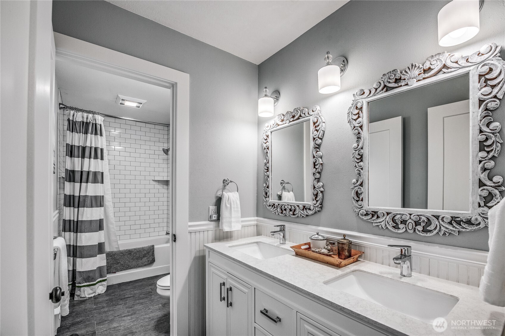 4185 Point White Drive NE, Bainbridge Island, WA 98110