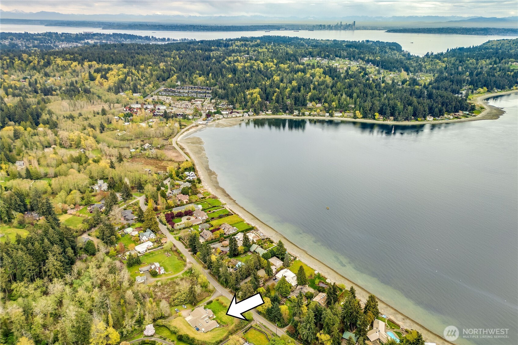 4185 Point White Drive NE, Bainbridge Island, WA 98110
