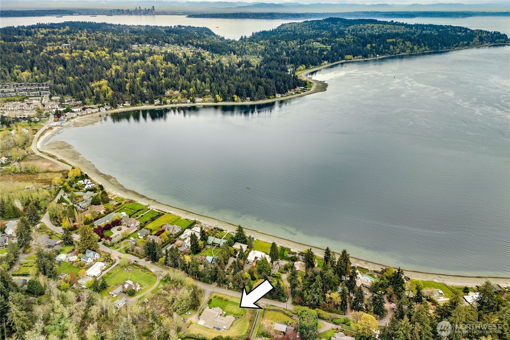 4185 Point White Drive NE, Bainbridge Island, WA 98110