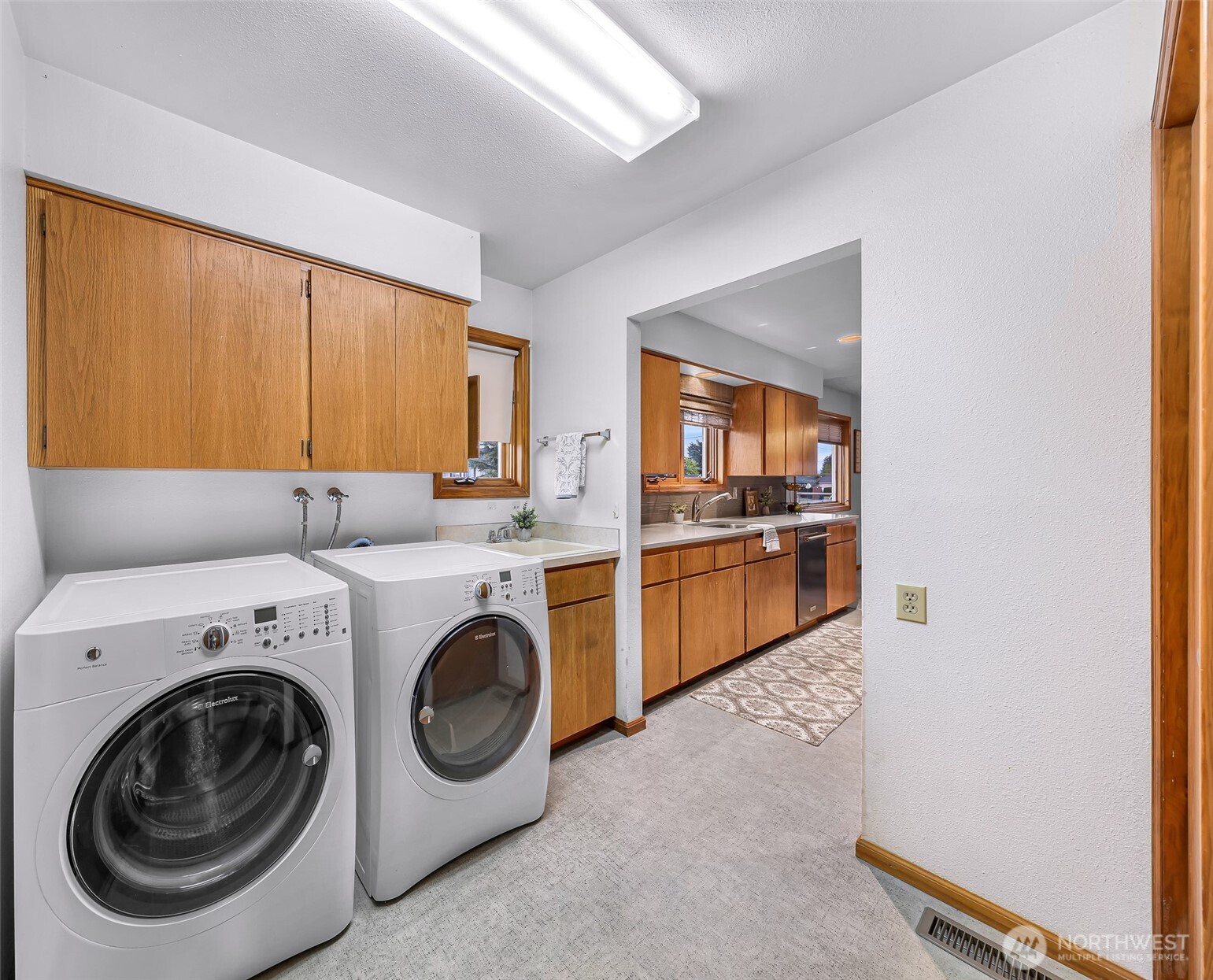 1401 E Street , Lynden, WA 98264
