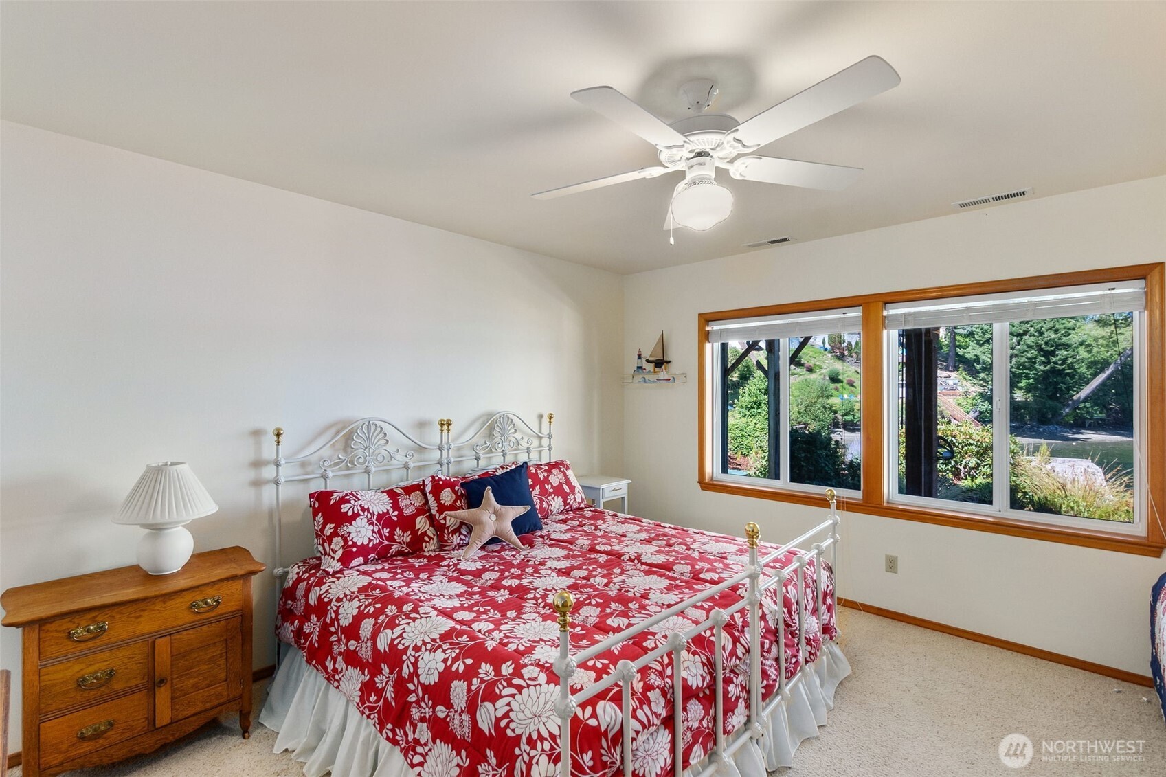 9941 Mariner Drive NW, Olympia, WA 98502
