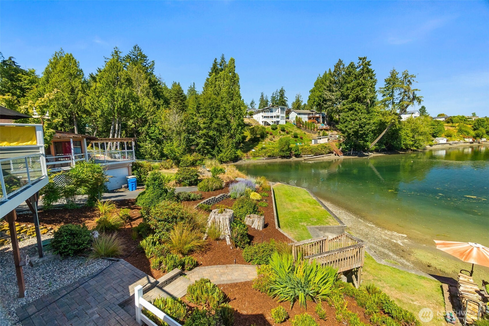 9941 Mariner Drive NW, Olympia, WA 98502