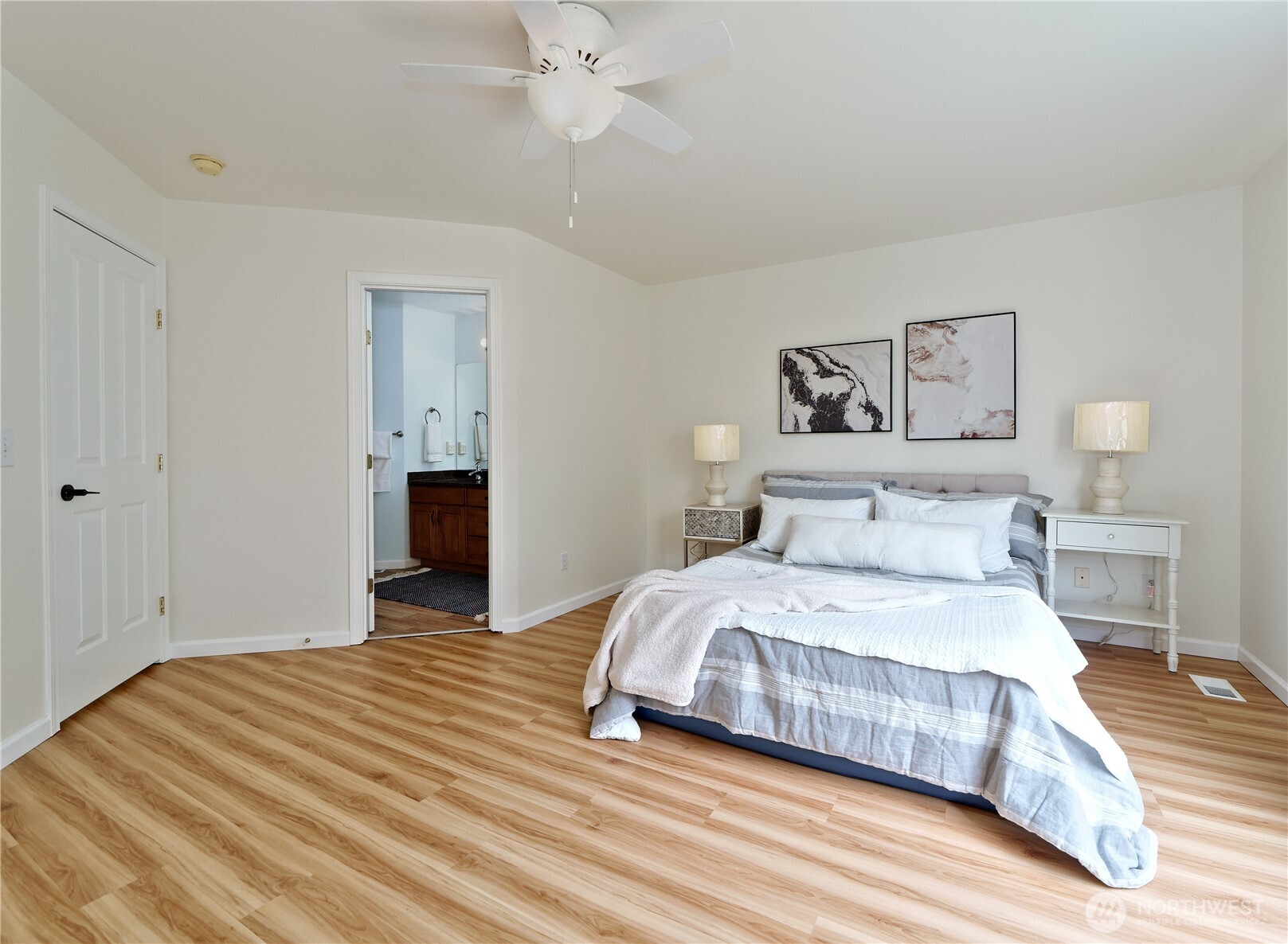 17615 133rd Place SE #17615, Renton, WA 98058