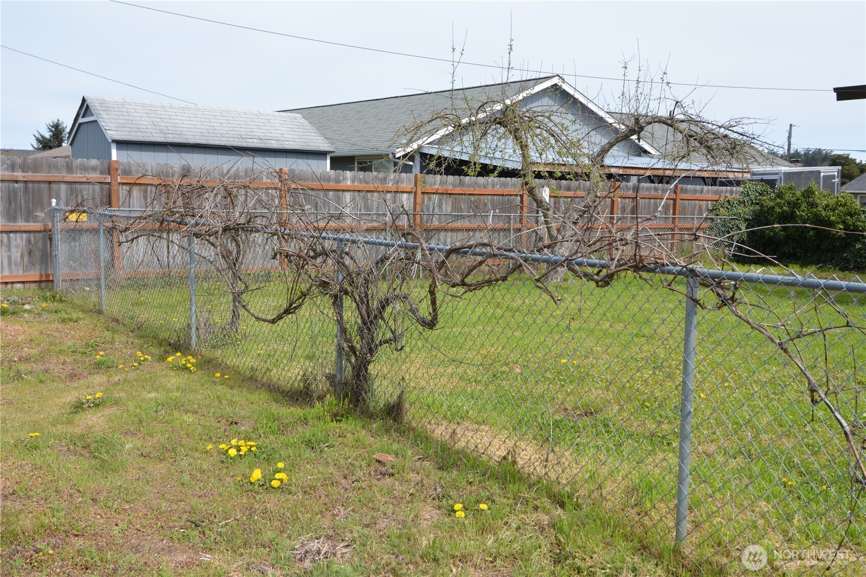 359 N Matriotti Avenue , Sequim, WA 98382