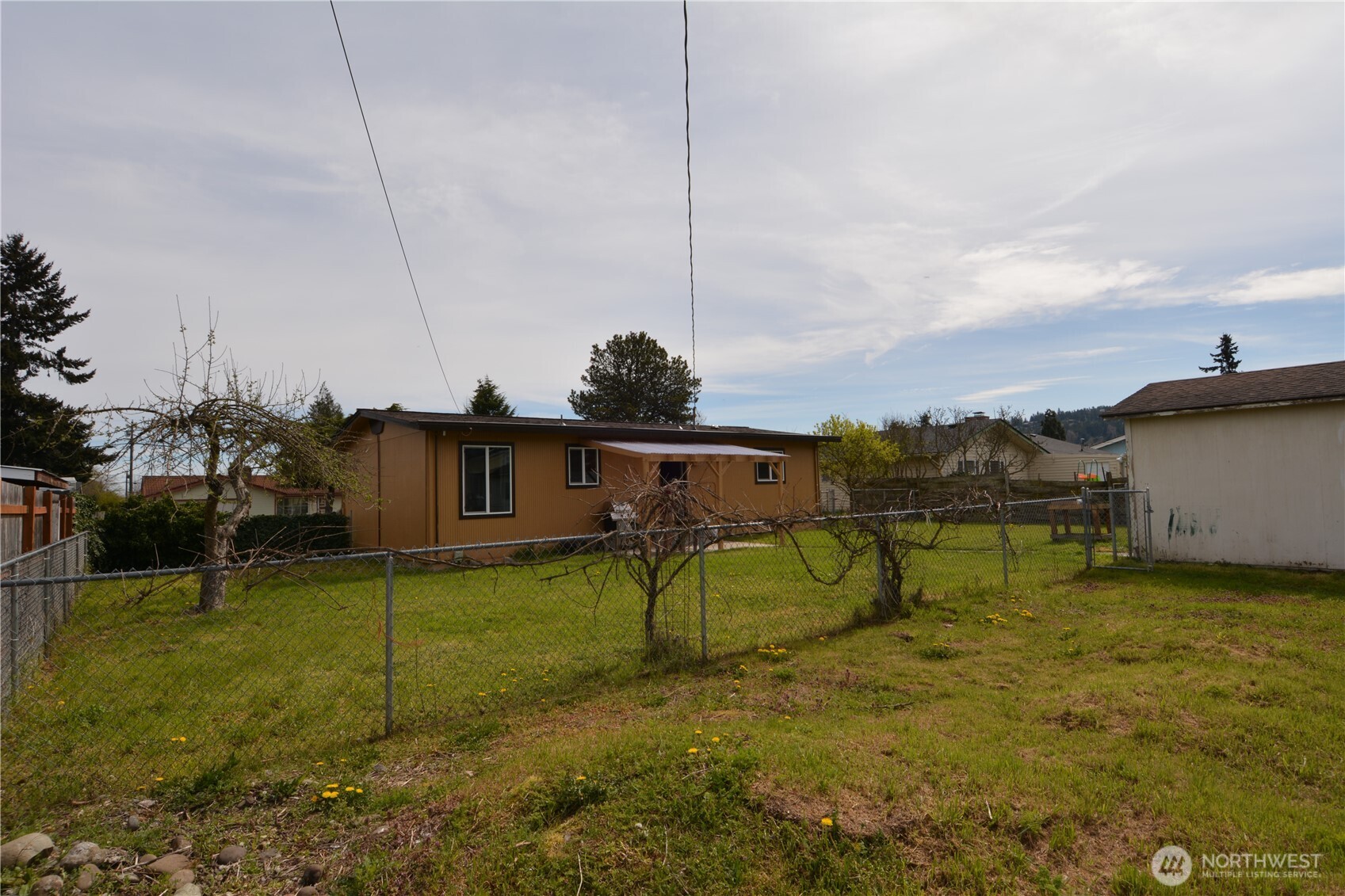 359 N Matriotti Avenue , Sequim, WA 98382