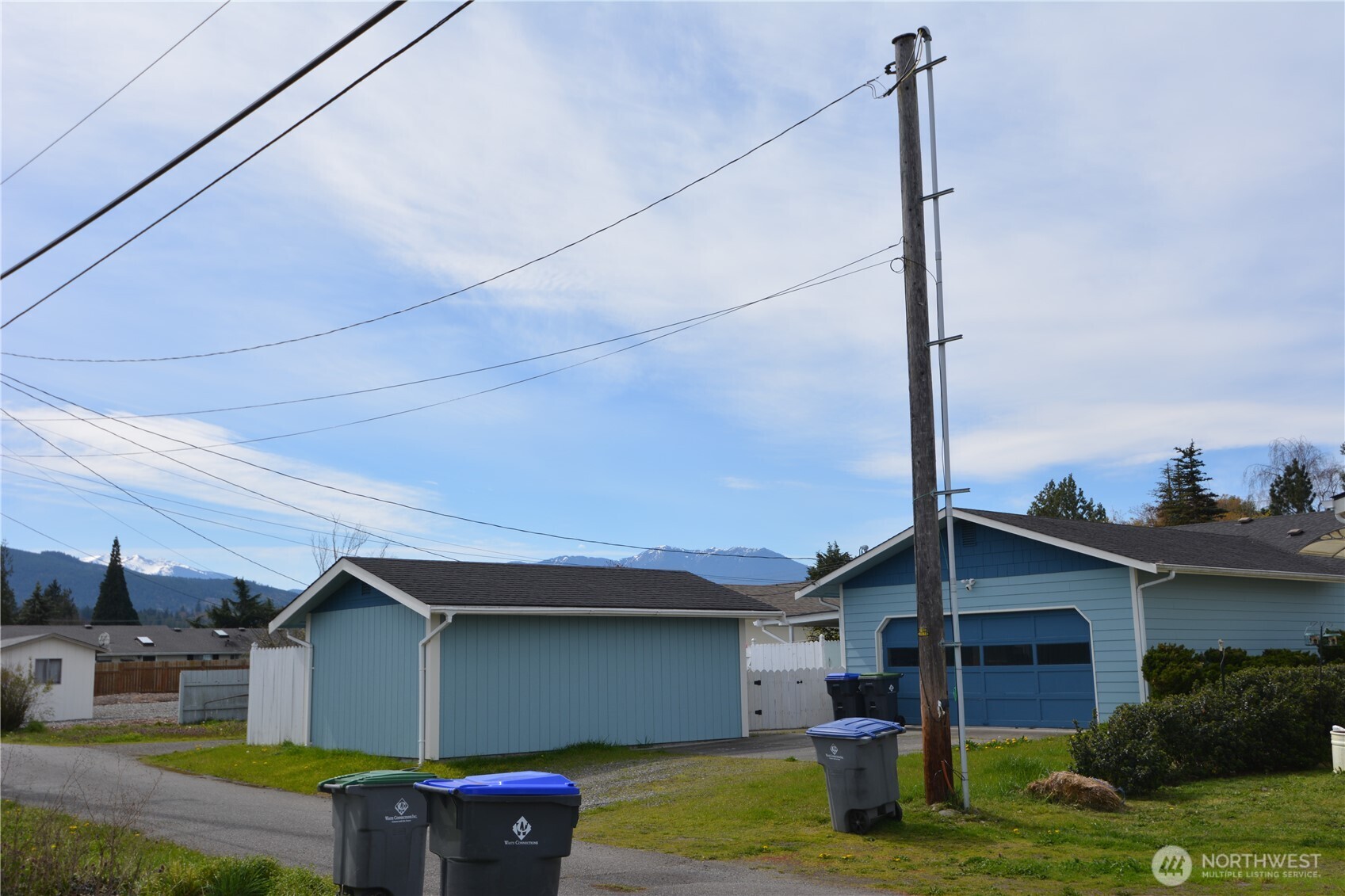 359 N Matriotti Avenue , Sequim, WA 98382