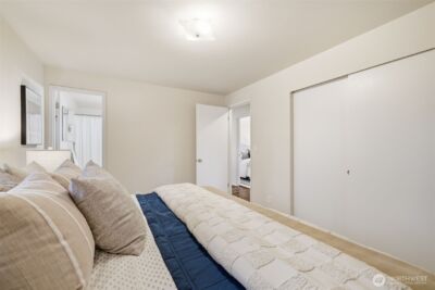 2201 168th Avenue NE, Bellevue, WA 98008 - Photo 9