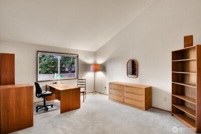 367 145th Place SE, Bellevue, WA 98007-5173 - Photo 17