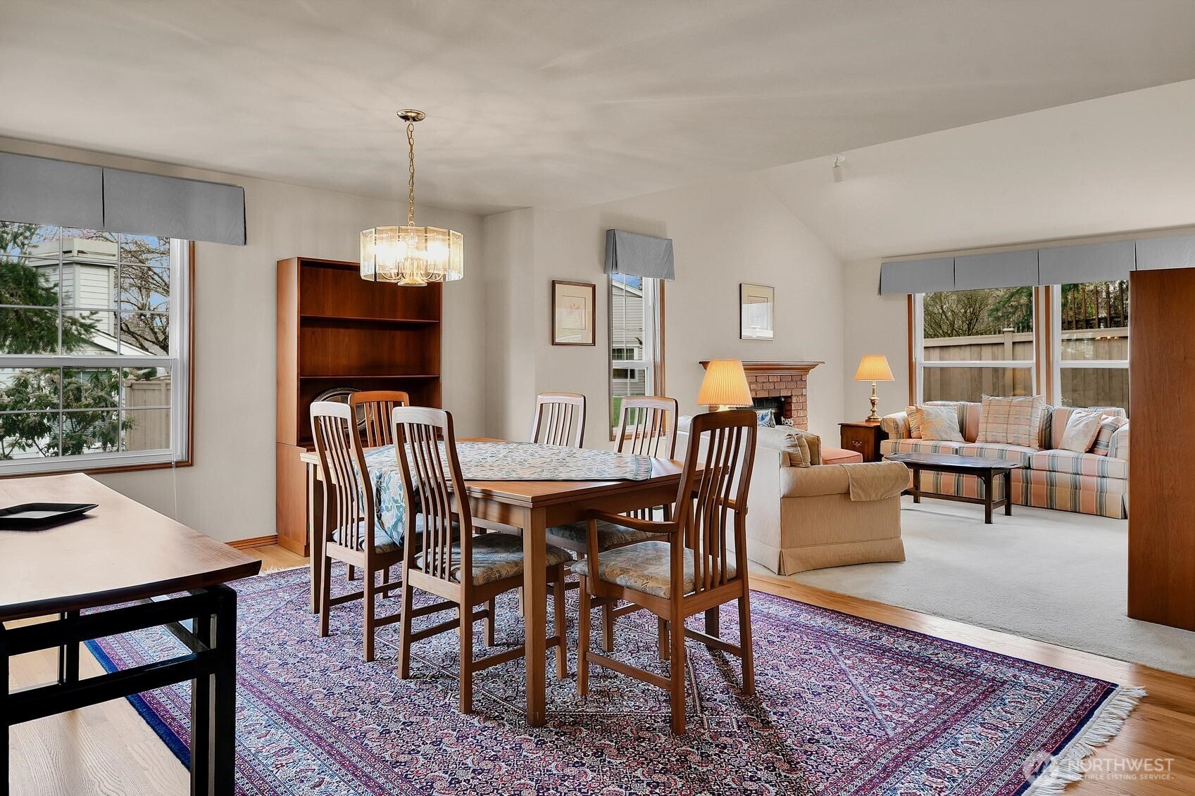 367 145th Place SE, Bellevue, WA 98007-5173