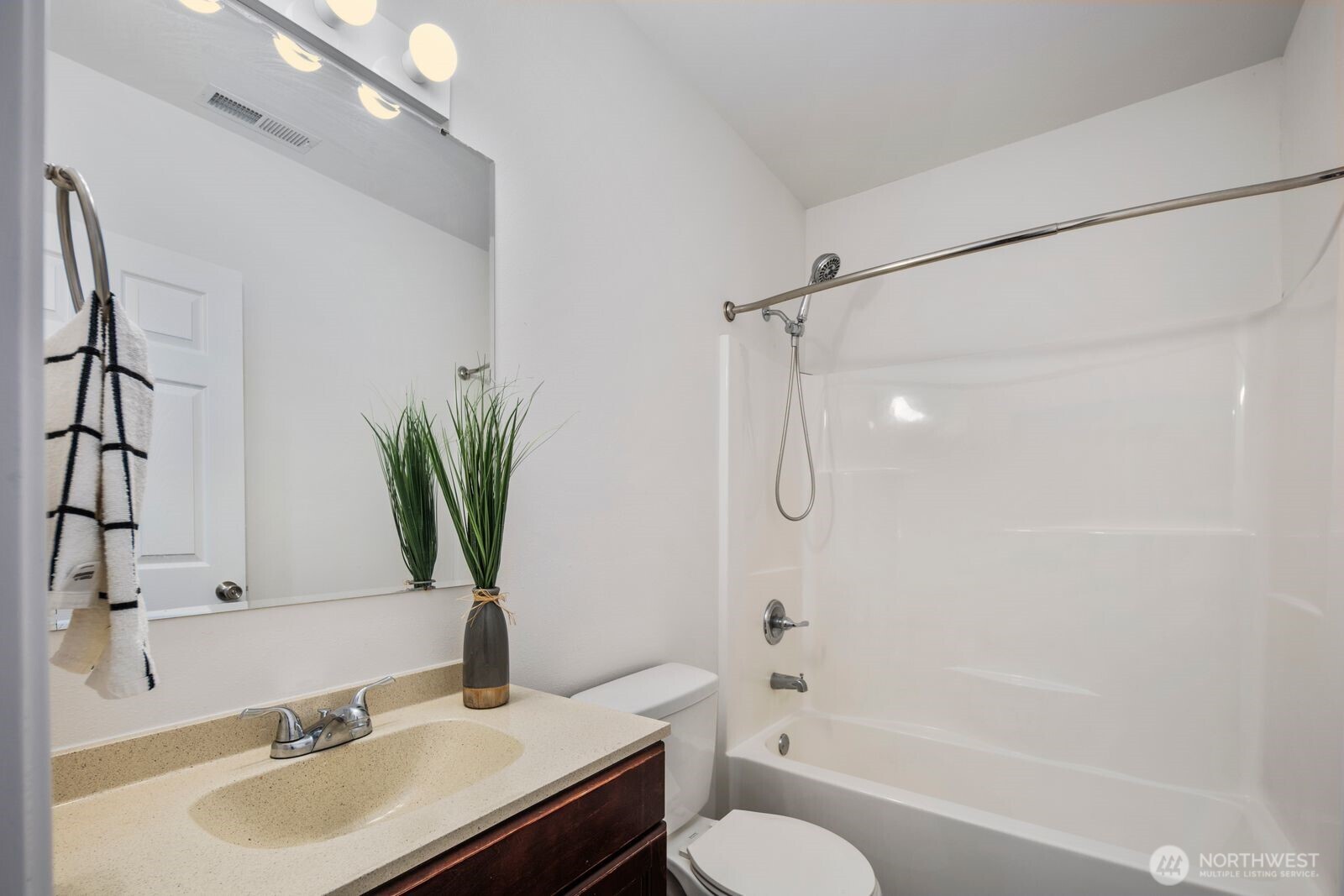 3429 Lincoln Avenue NE, Renton, WA 98056
