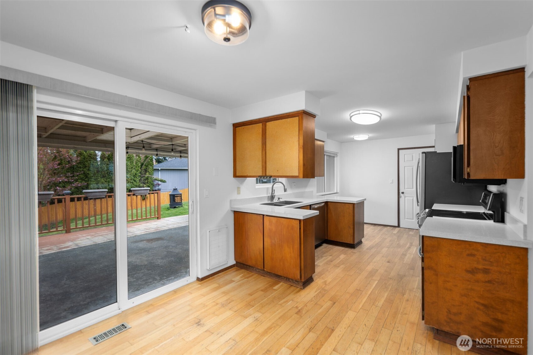 11815 SE 206th Street , Kent, WA 98031