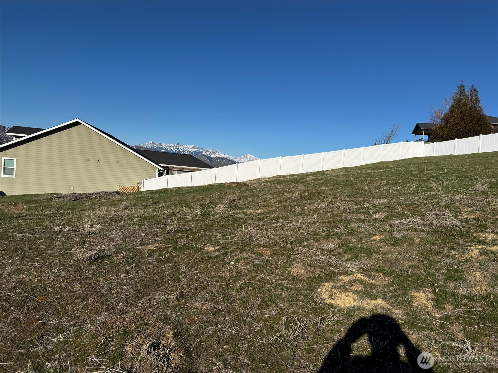 990 Sage Crest Drive , Wenatchee, WA 98801