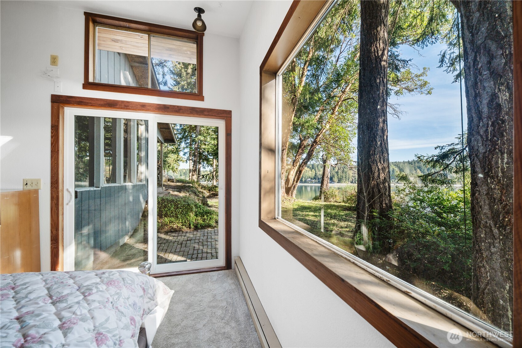 5321 Sunrise Beach Road NW, Olympia, WA 98502