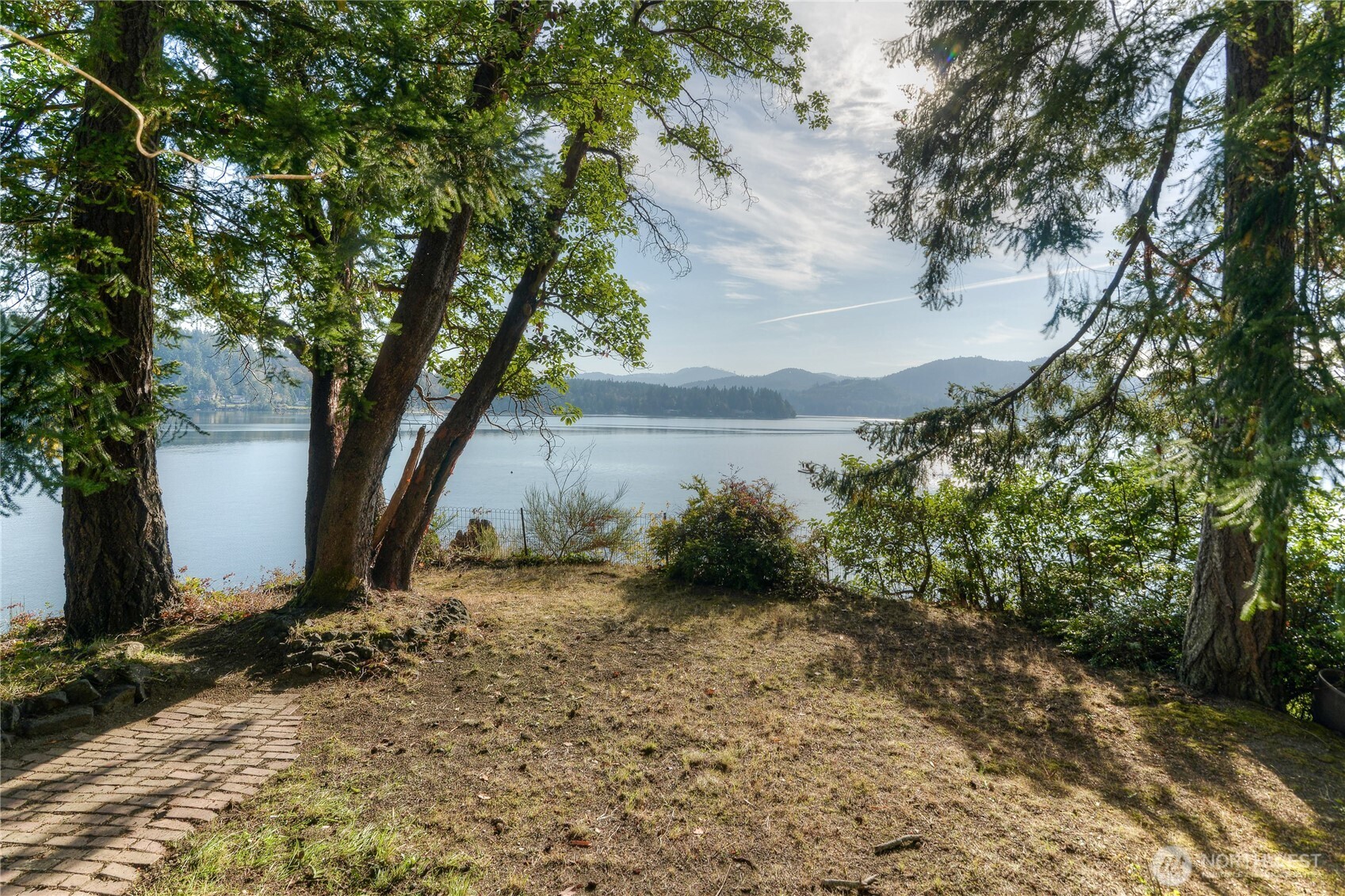 5321 Sunrise Beach Road NW, Olympia, WA 98502