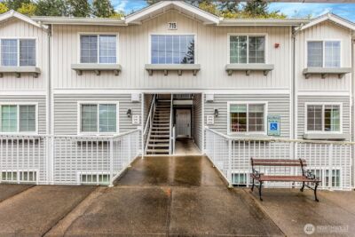 715 Harrington Place SE #2140, Renton, WA 98058 - Photo 1