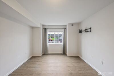 715 Harrington Place SE #2140, Renton, WA 98058 - Photo 24