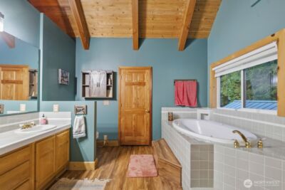 6323 N Lake Cushman Road , Hoodsport, WA 98548 - Photo 31