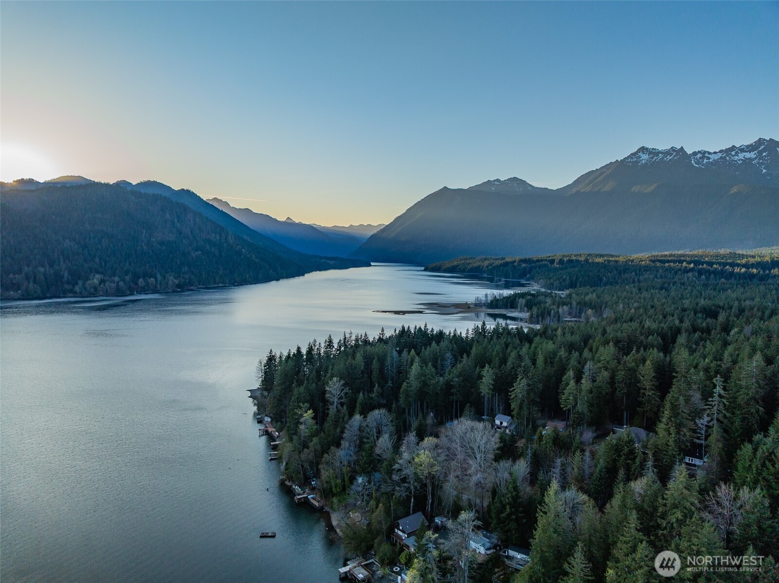 6323 N Lake Cushman Road , Hoodsport, WA 98548