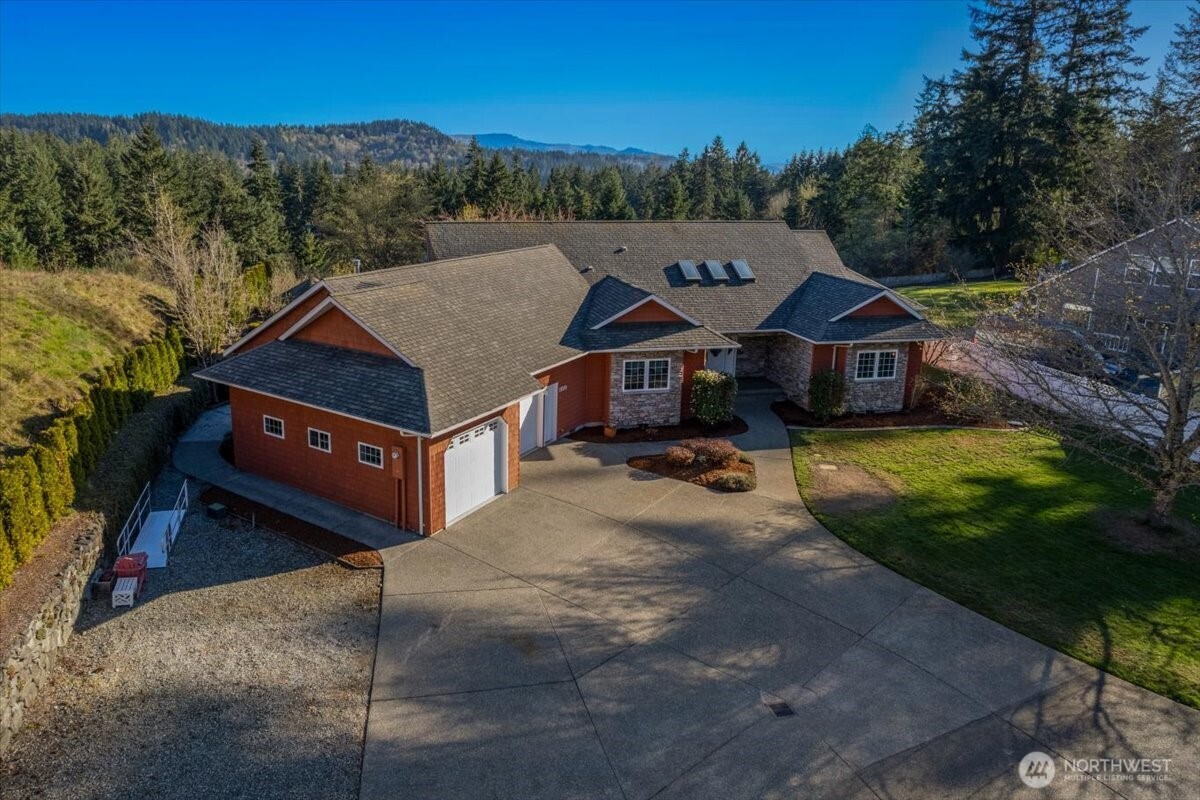 12221 237th Avenue E, Buckley, WA 98321