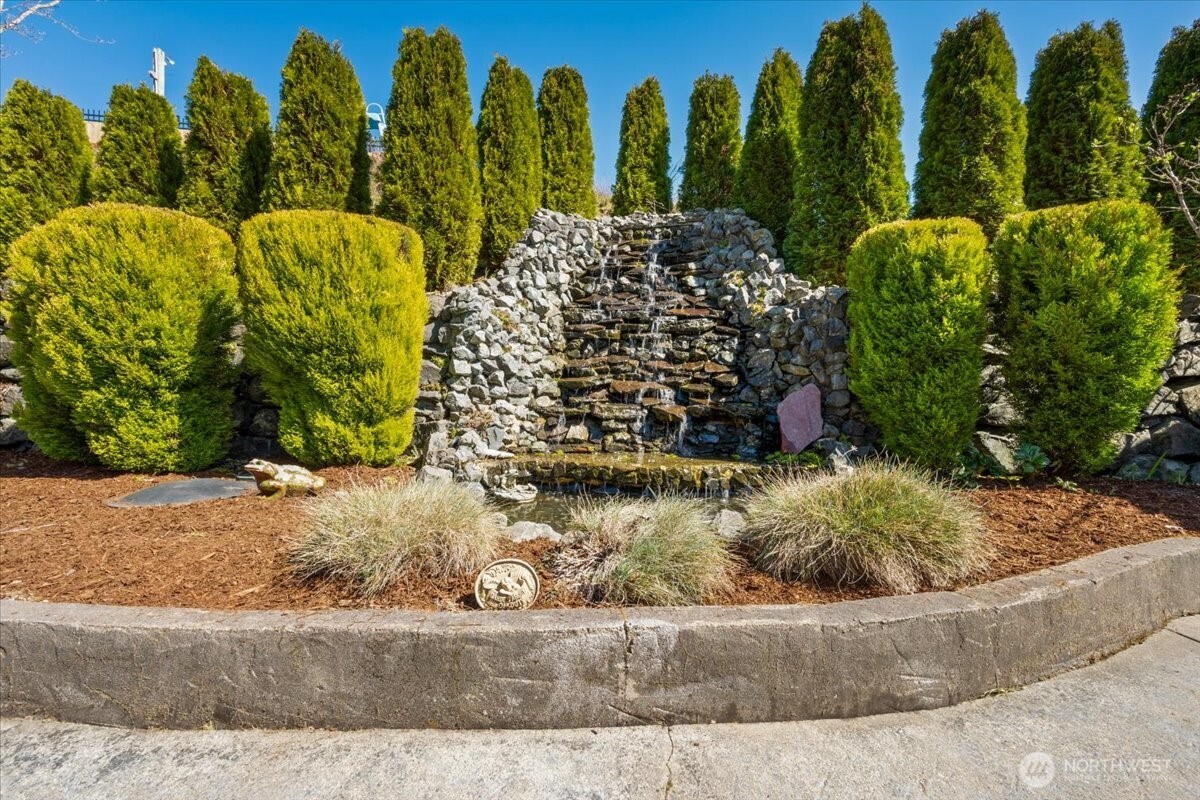 12221 237th Avenue E, Buckley, WA 98321