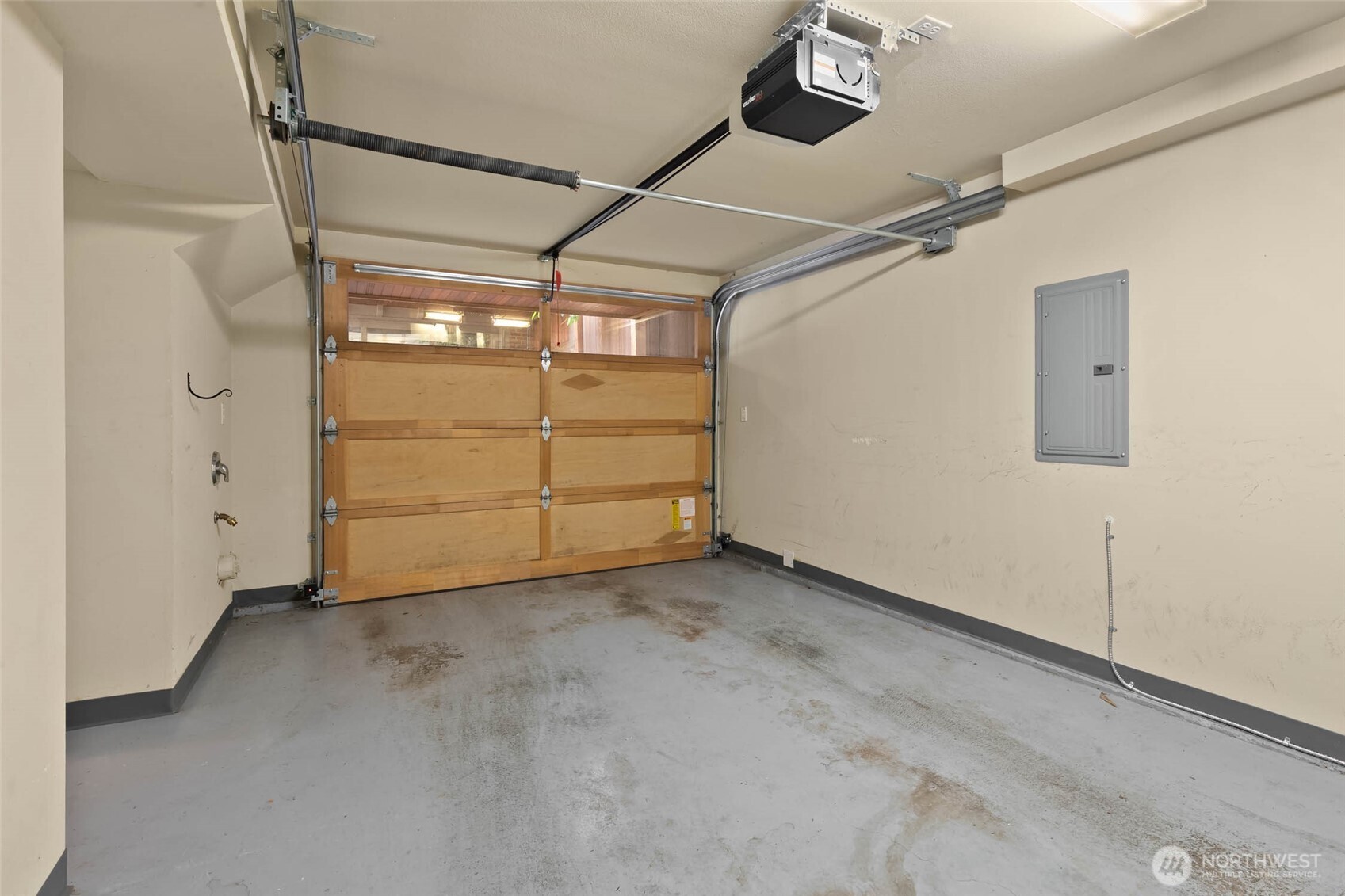 924 2nd Avenue W, Seattle, WA 98119