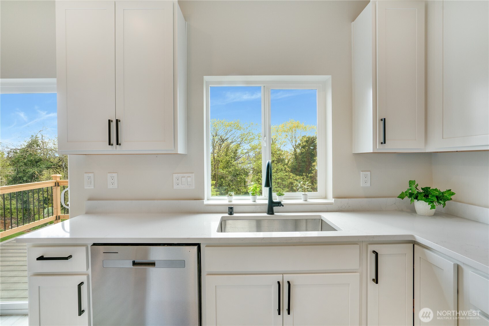 1564 S 28th Street , Tacoma, WA 98409