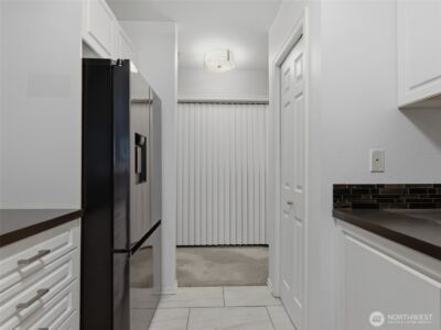18501 SE Newport Way #H136, Issaquah, WA 98027 - Photo 14