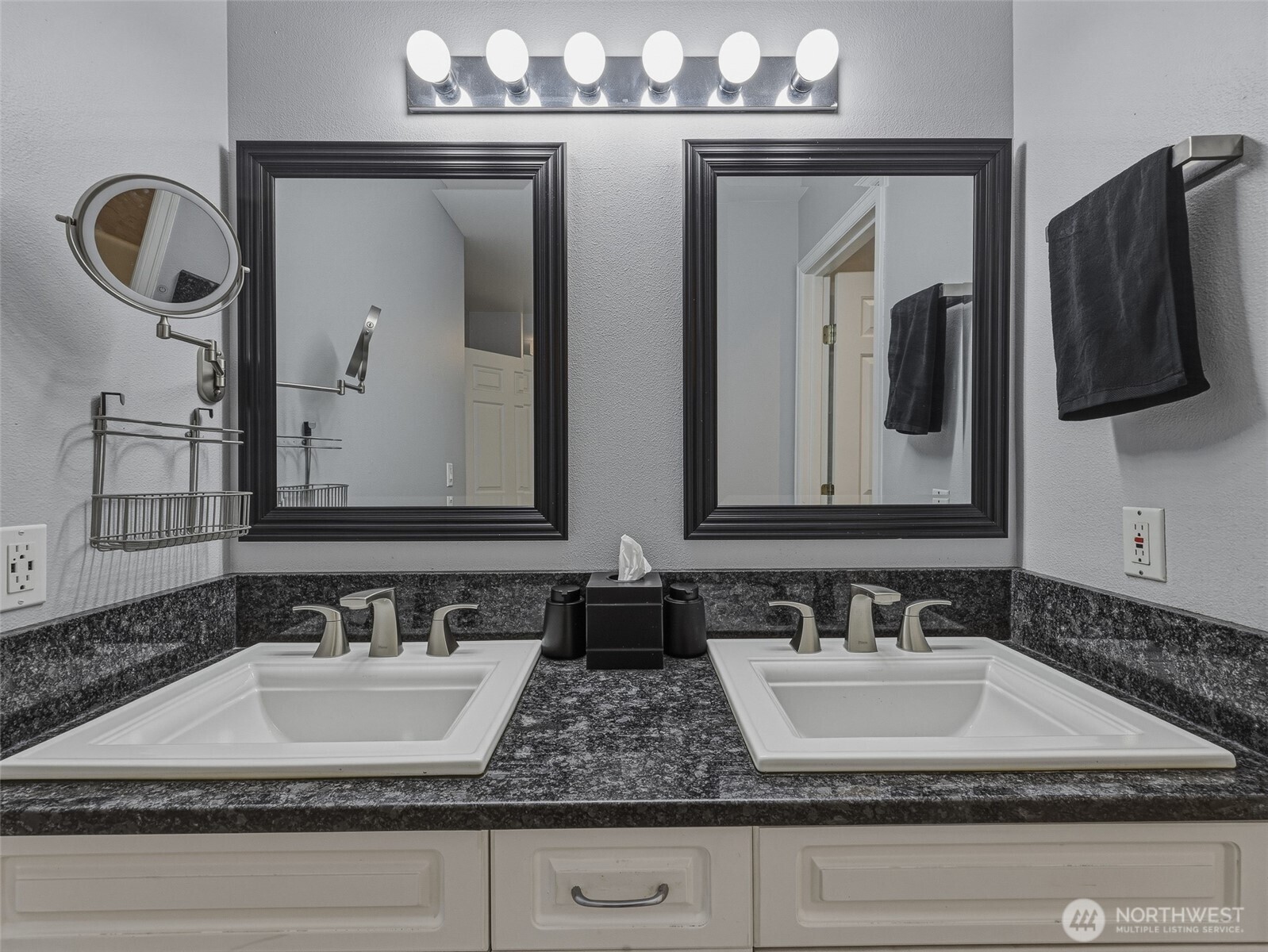 18501 SE Newport Way #H136, Issaquah, WA 98027