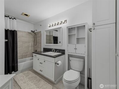 18501 SE Newport Way #H136, Issaquah, WA 98027 - Photo 22