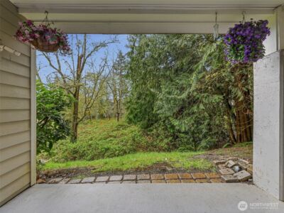 18501 SE Newport Way #H136, Issaquah, WA 98027 - Photo 26
