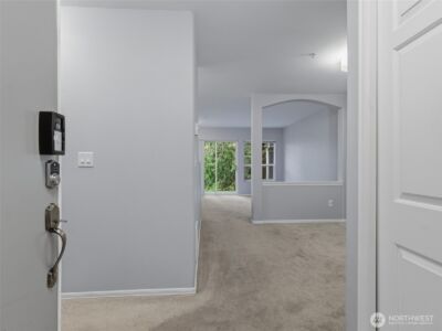 18501 SE Newport Way #H136, Issaquah, WA 98027 - Photo 3