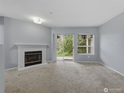 18501 SE Newport Way #H136, Issaquah, WA 98027 - Photo 5