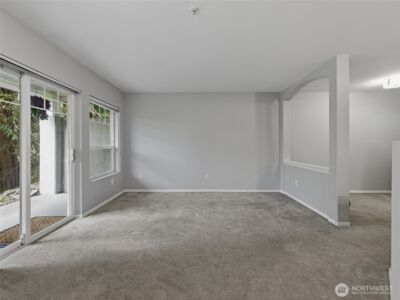 18501 SE Newport Way #H136, Issaquah, WA 98027 - Photo 9