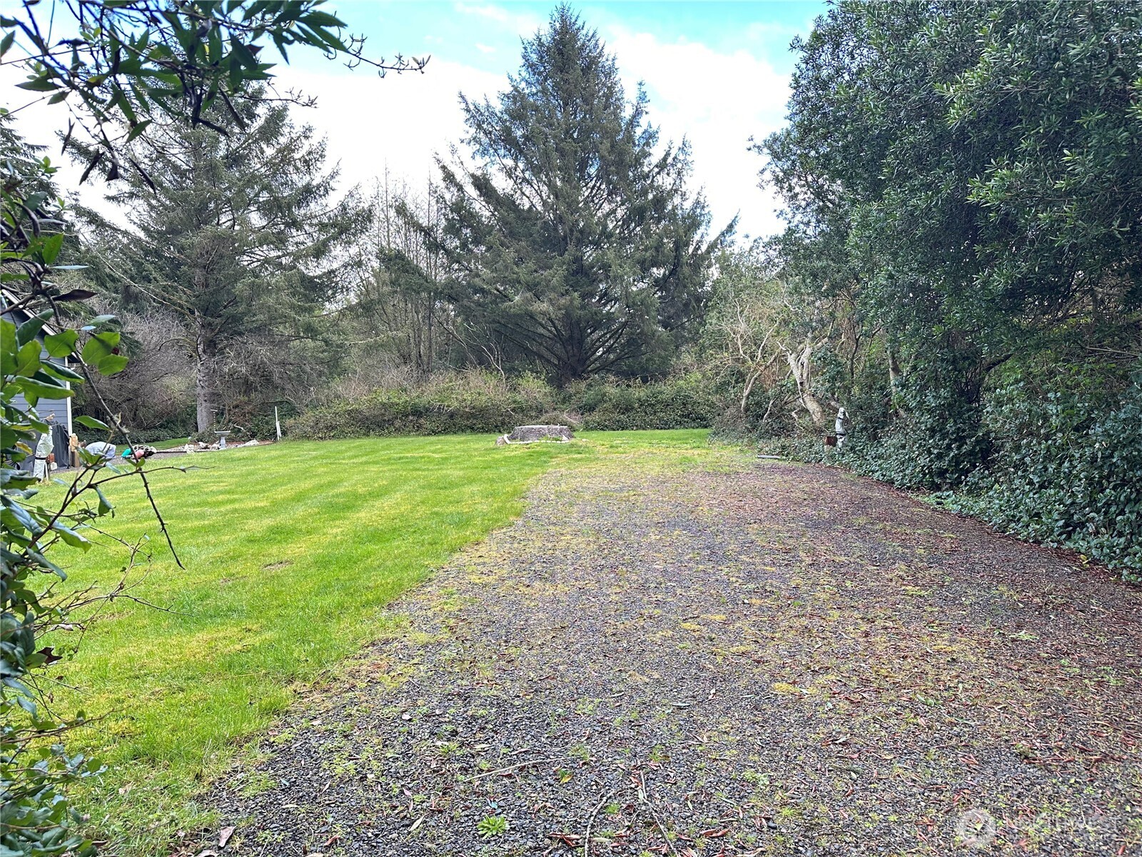 324 Clover Creek Avenue NW, Ocean Shores, WA 98569